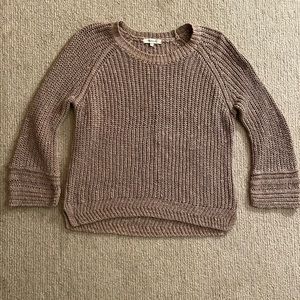This is as beige Madewell sweater. Size small. Rarely worn and very cozy.